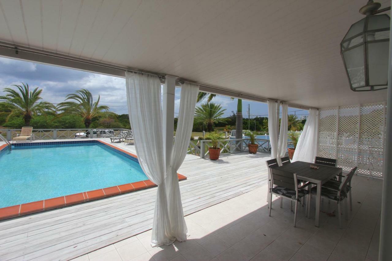 Villa The White House Jolly Harbour Esterno foto